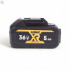 DeWALT гайковерт акумуляторний 36V безщітковий з кейсом, 2×5Ah акумуляторами та набором насадок