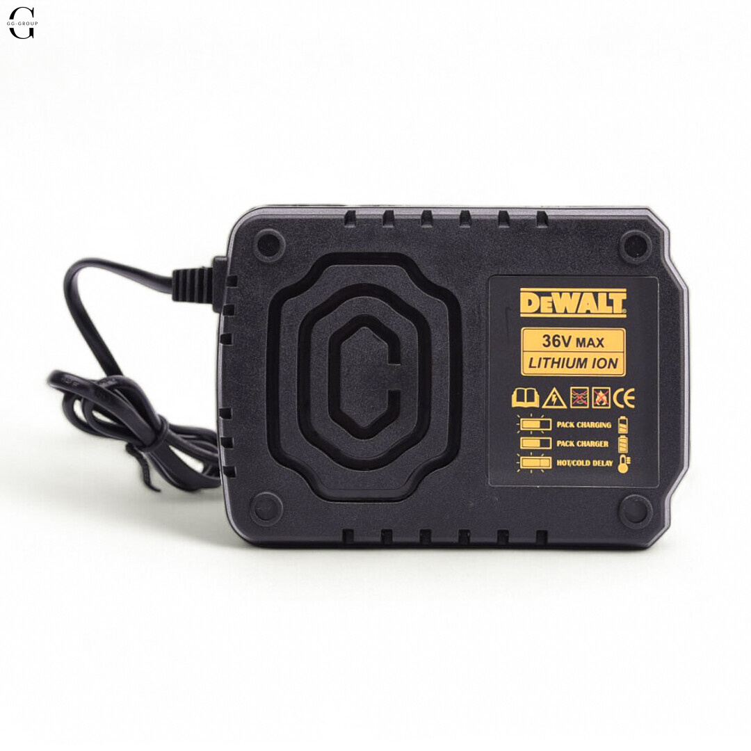 DeWALT гайковерт акумуляторний 36V безщітковий з кейсом, 2×5Ah акумуляторами та набором насадок