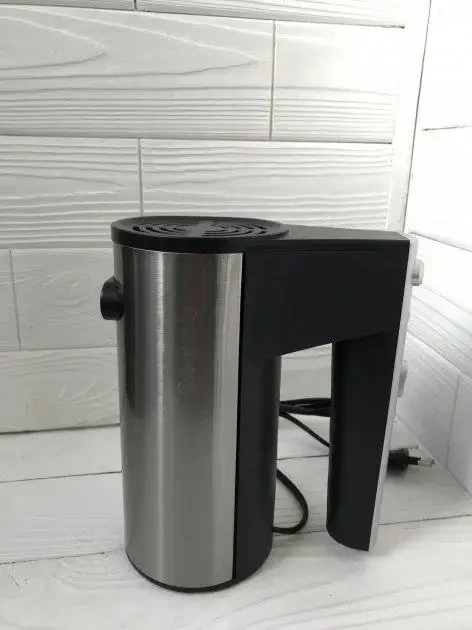 Миксер ручной Rainberg RB-2214 600 Вт с комплектом венчиков