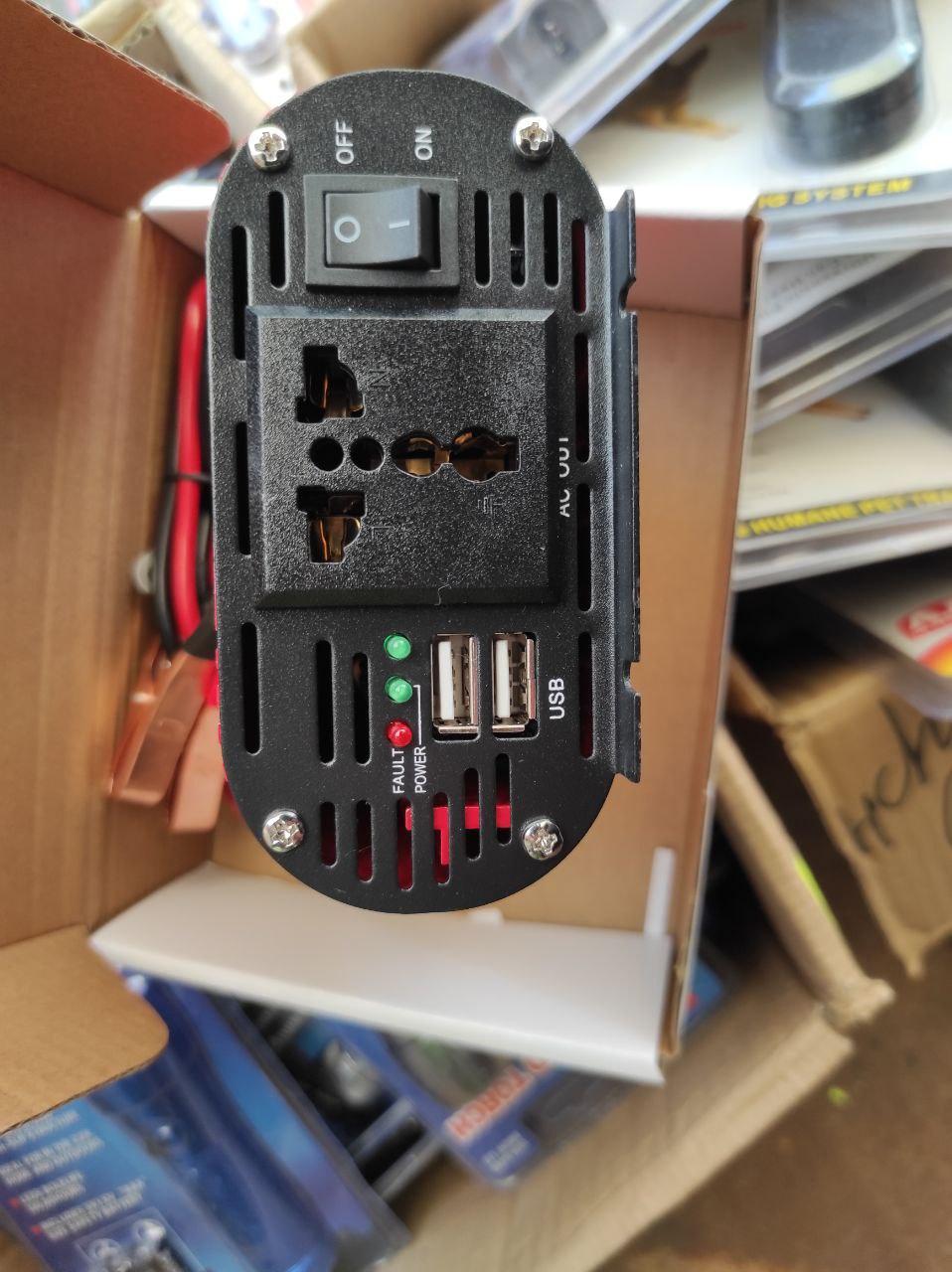 Інвертор напруги 12V-220V WimpeX WX 2000W 8258