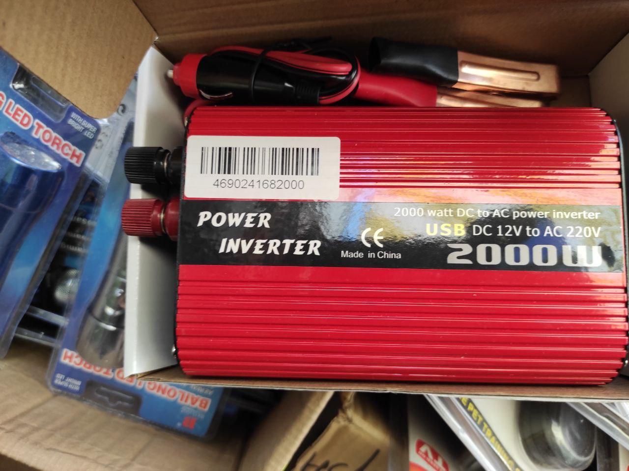 Інвертор напруги 12V-220V WimpeX WX 2000W 8258