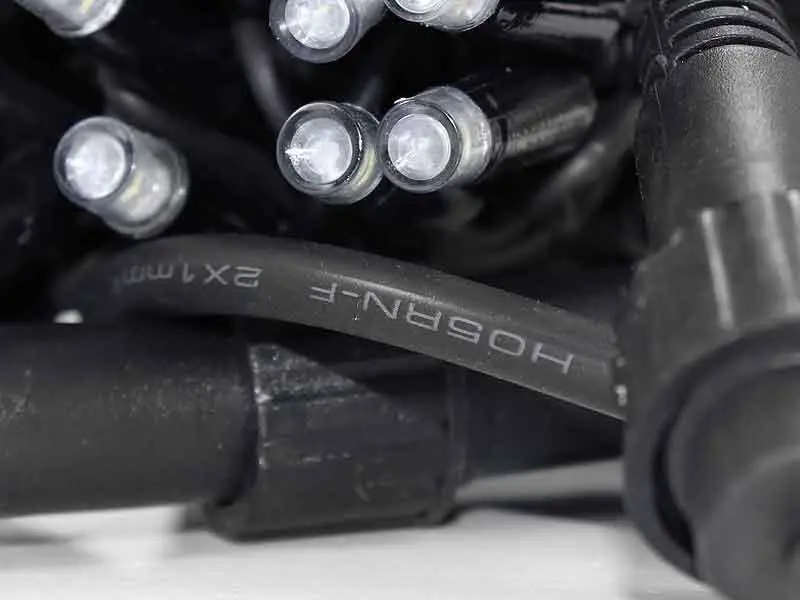 Гирлянда уличная 3,3мм черный провод 10м лампа мерцающая 100LED L Lux LINE-3.3-100 Теплый белый